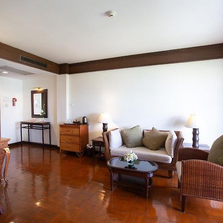 Eurasia Chiang Mai Hotel Екстериор снимка