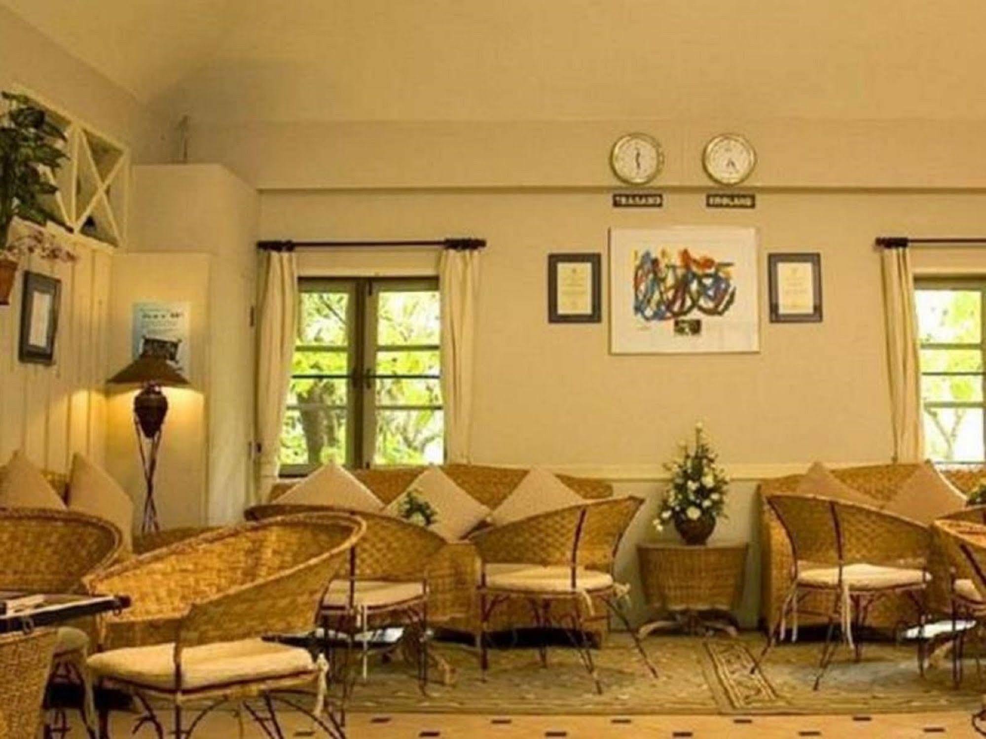 Eurasia Chiang Mai Hotel Екстериор снимка