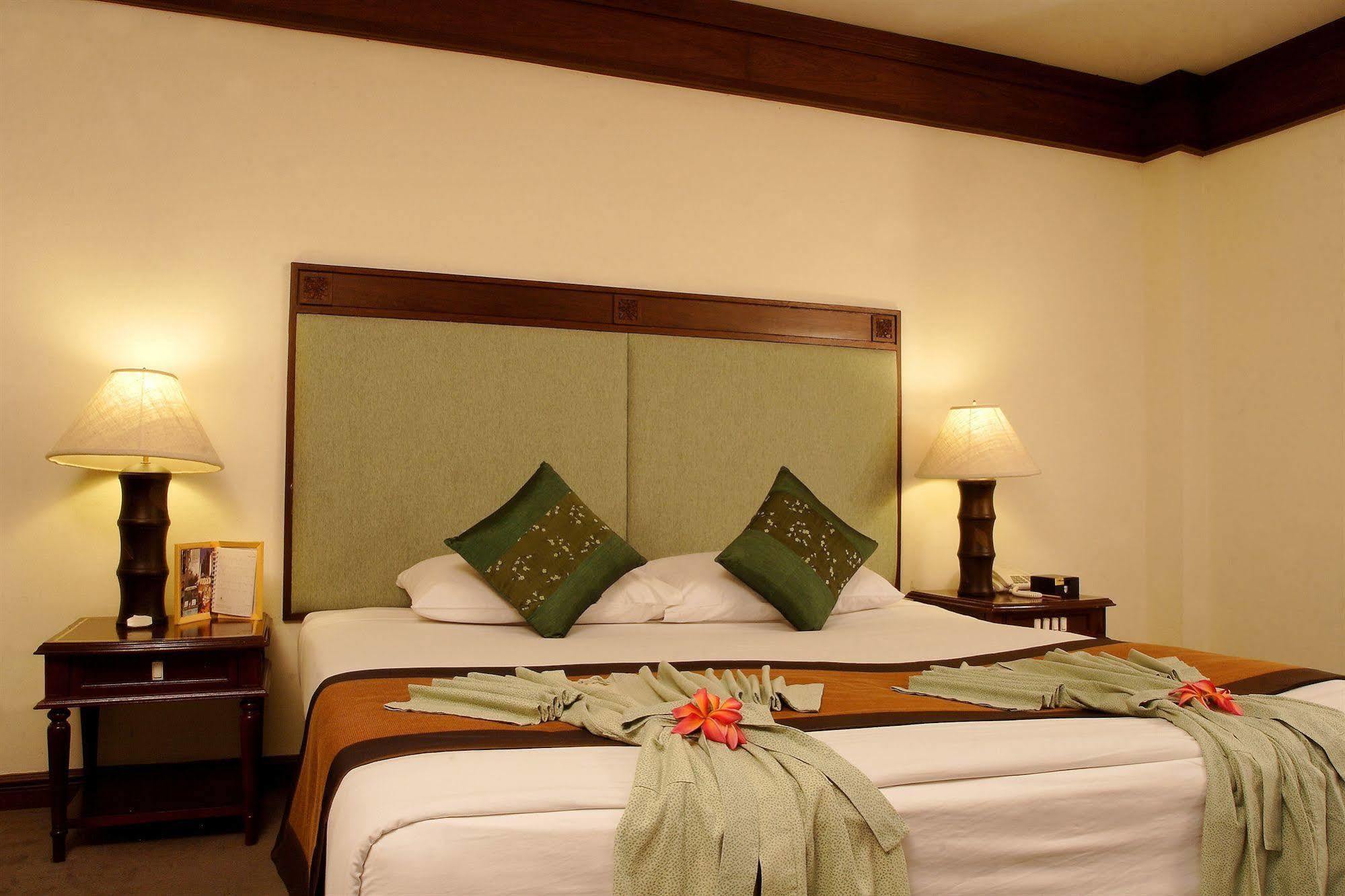 Eurasia Chiang Mai Hotel Стая снимка